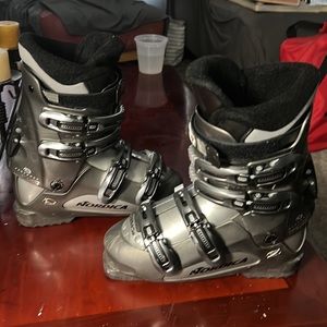 Nordica Exopower Trend07 Womens Ski Boots